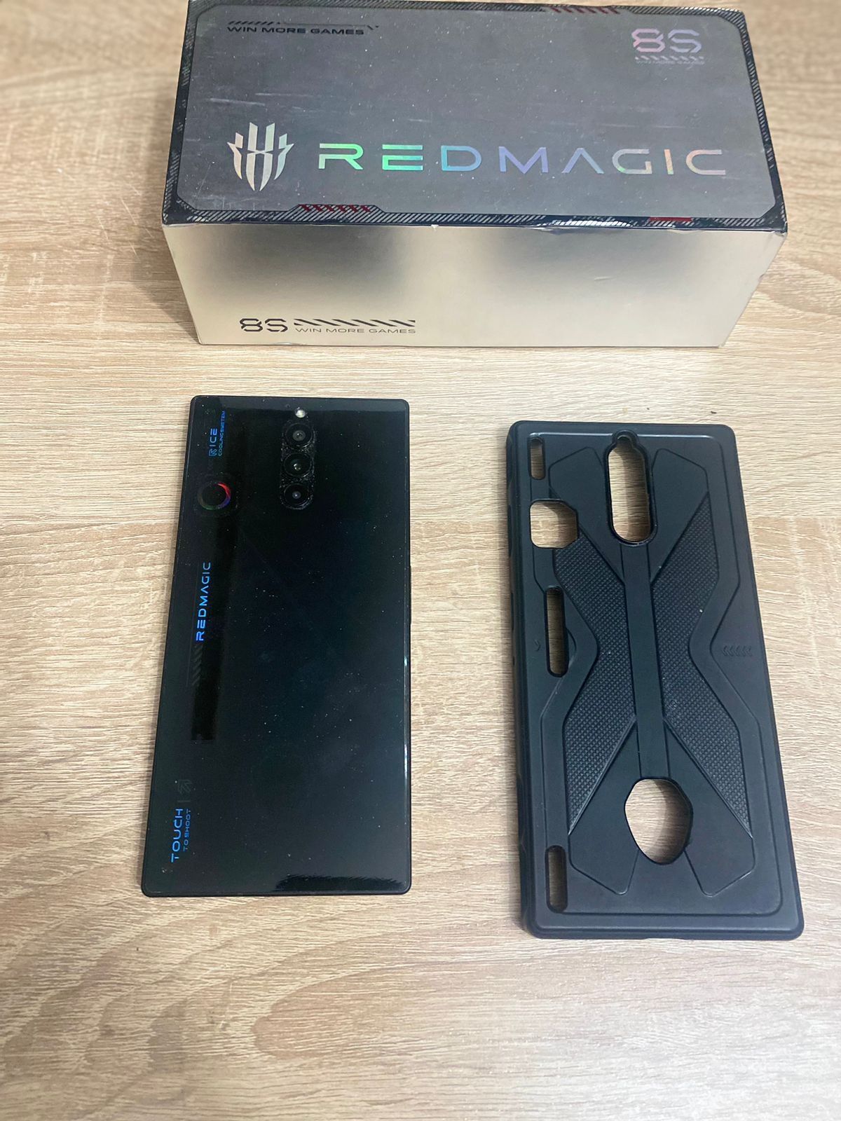 Продам Red magic 8s pro игровой смартфон