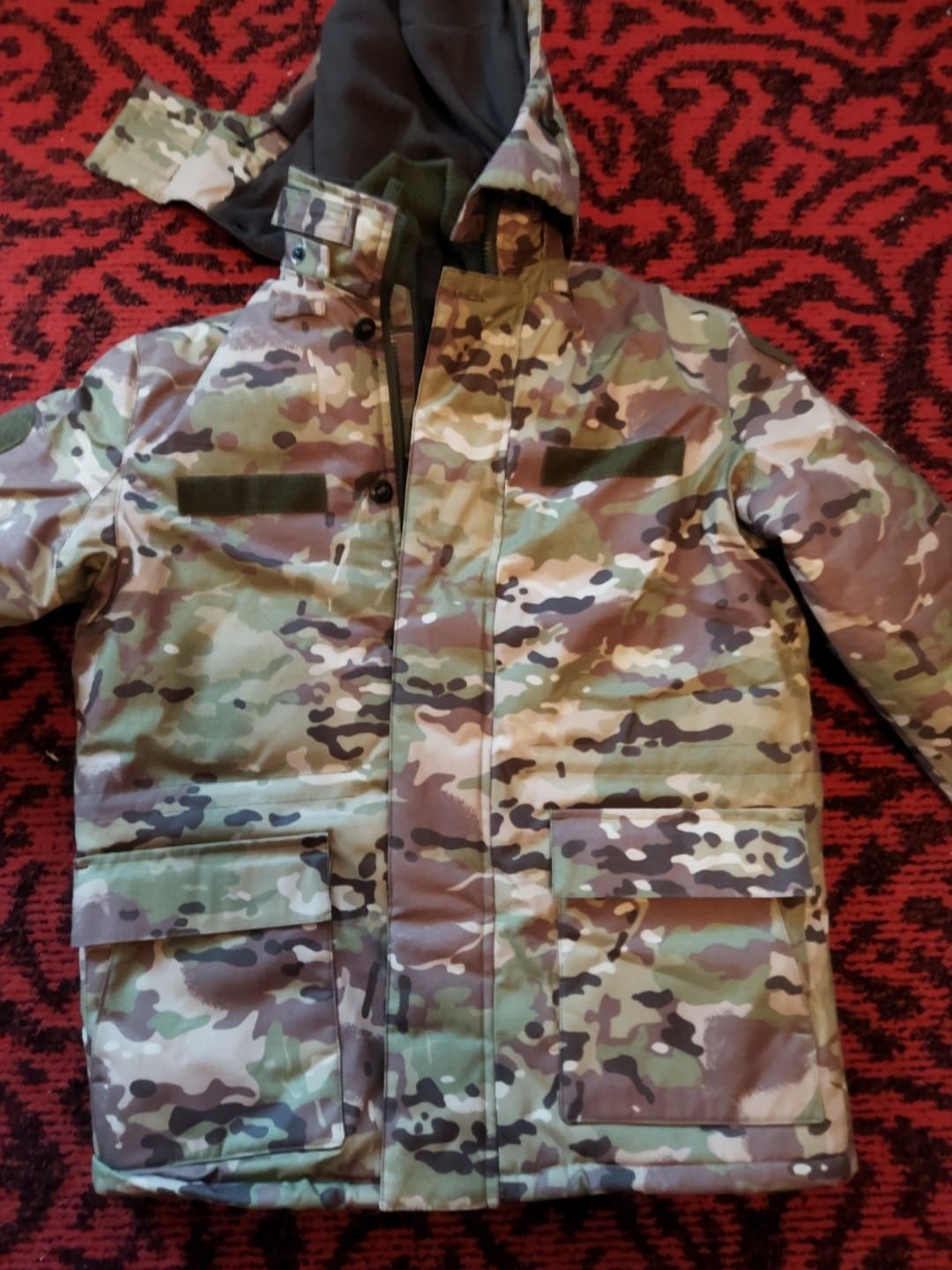Зимний костюм, комуфлированный .