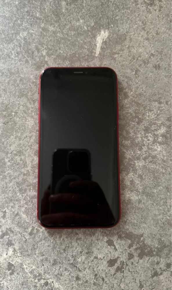iPhone XR [10].