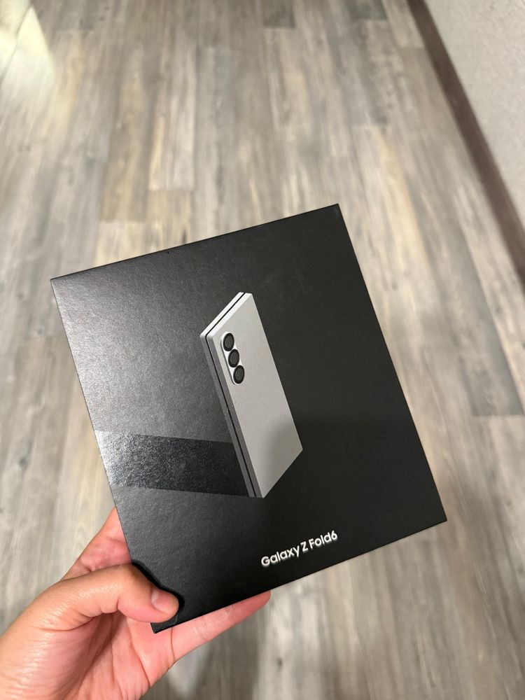 Продам Samsung z fold 6 с гарантией