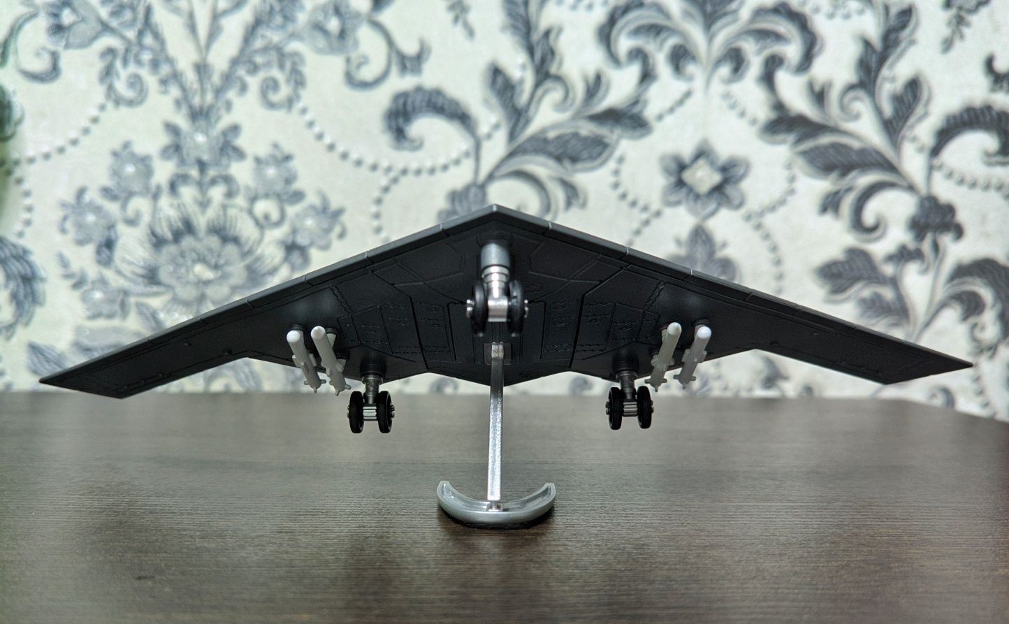Модель B2 Spirit, самолёт, бомбардировщик.