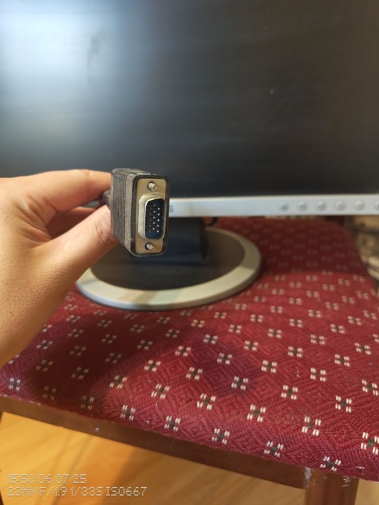 Продам монитор, рабочий. С VGA разъемом