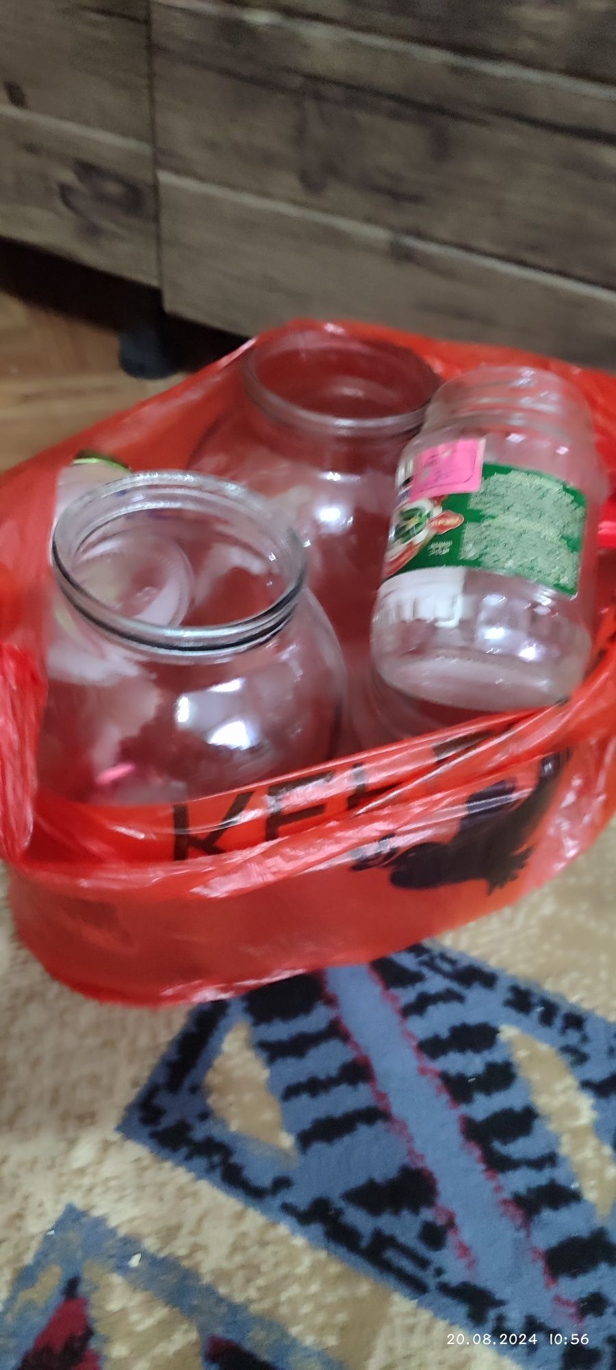 Банки склянки да жестянки не дорого