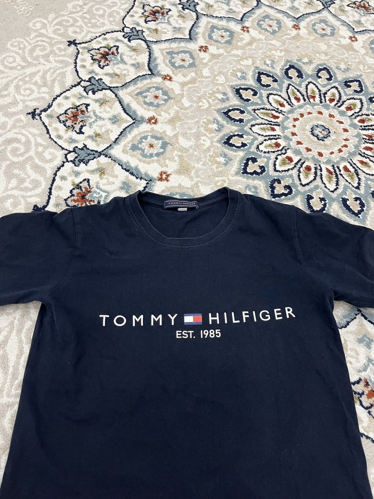 Футболка Tommy Hilfiger