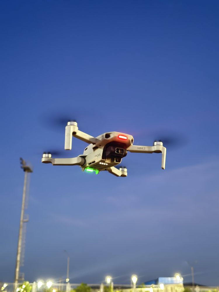 Дрон dji mini 2 combo