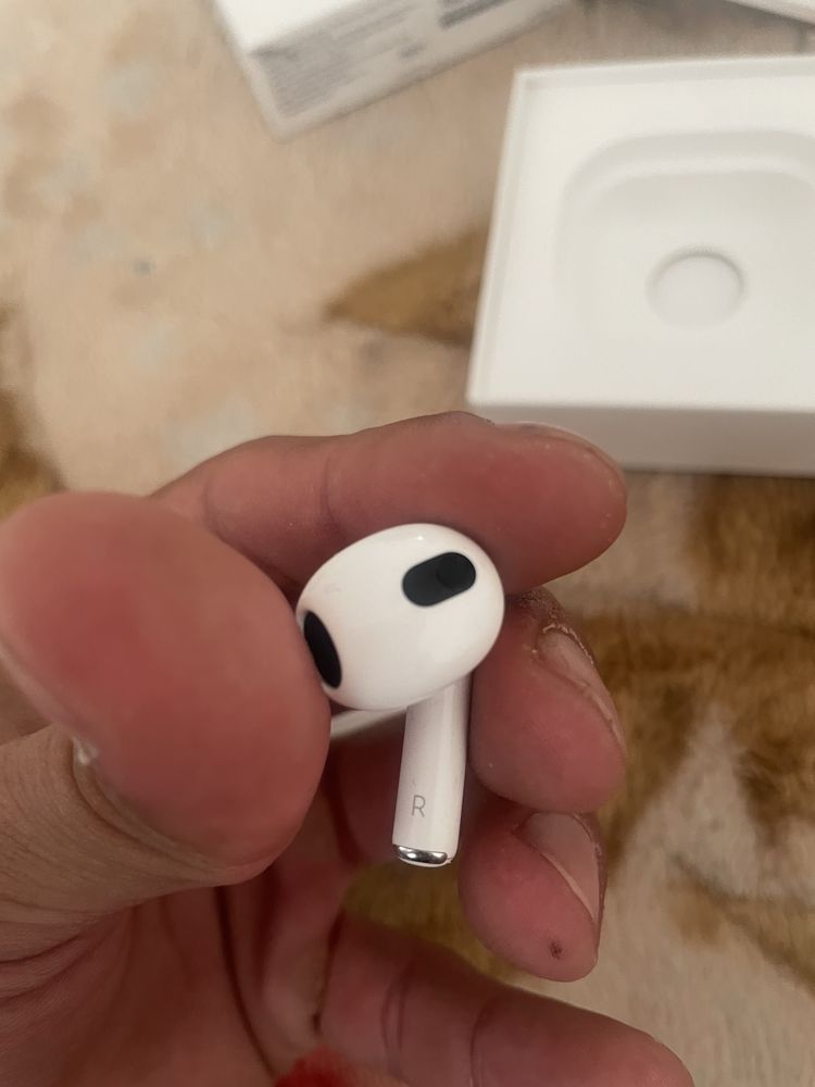 Продам airpods 3 оригинальные