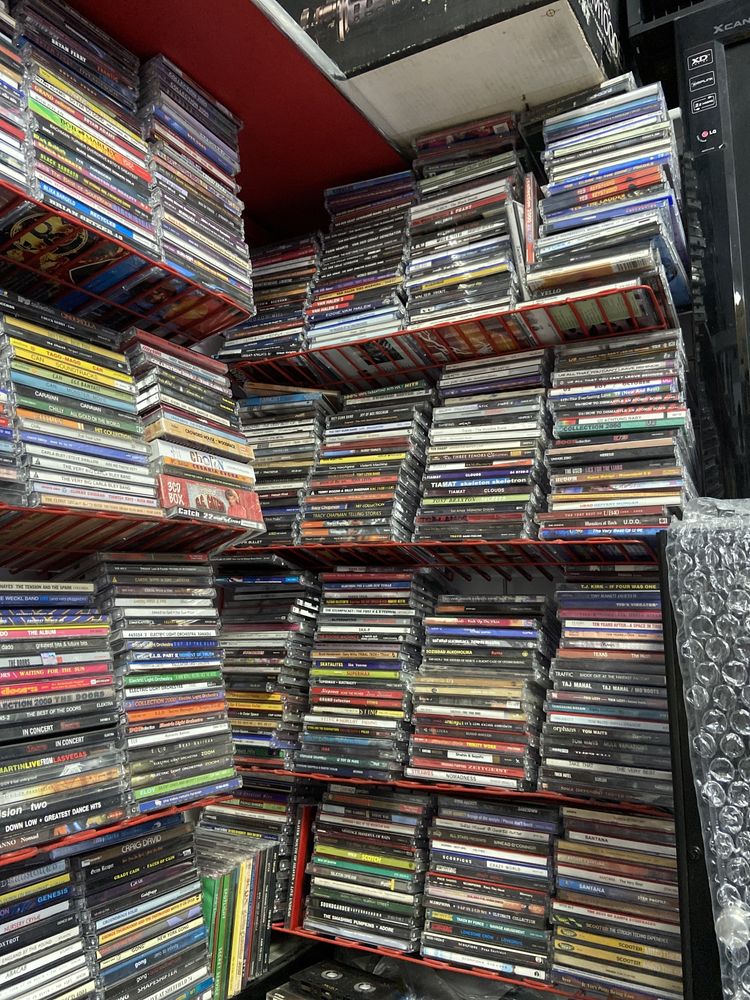 Скидка 50% CD Компакт Диски  (Более 2000 шт! )