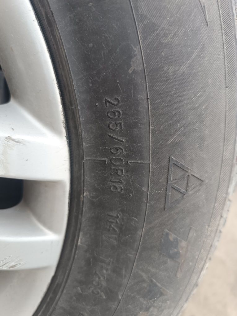 Резина с дисками от Ауди q7 265/60/18
