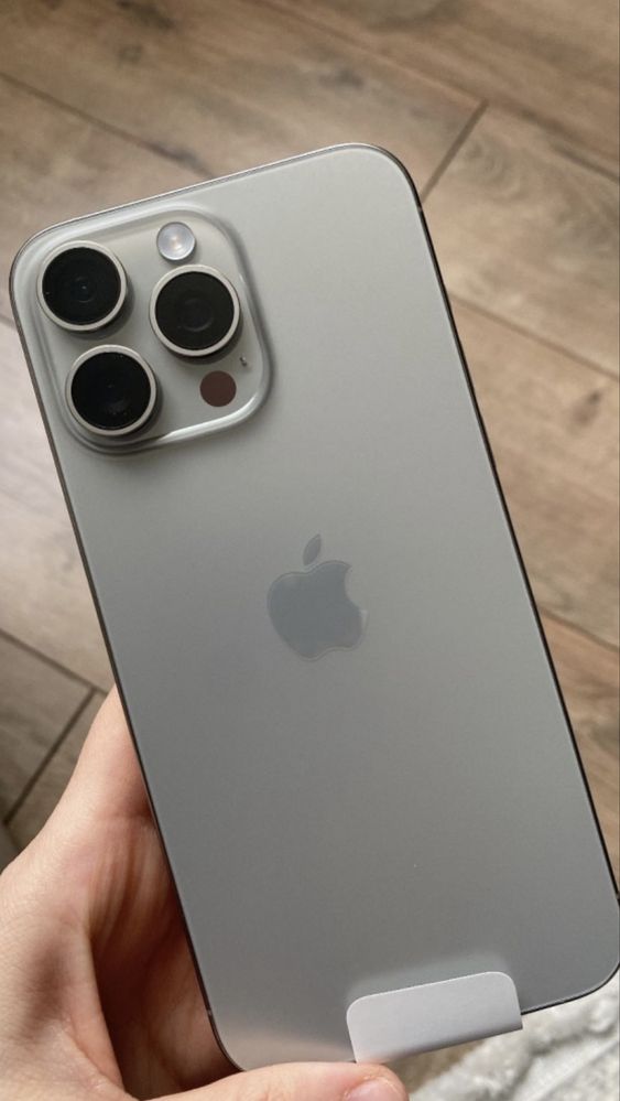 Iphone 15 pro max сатылады