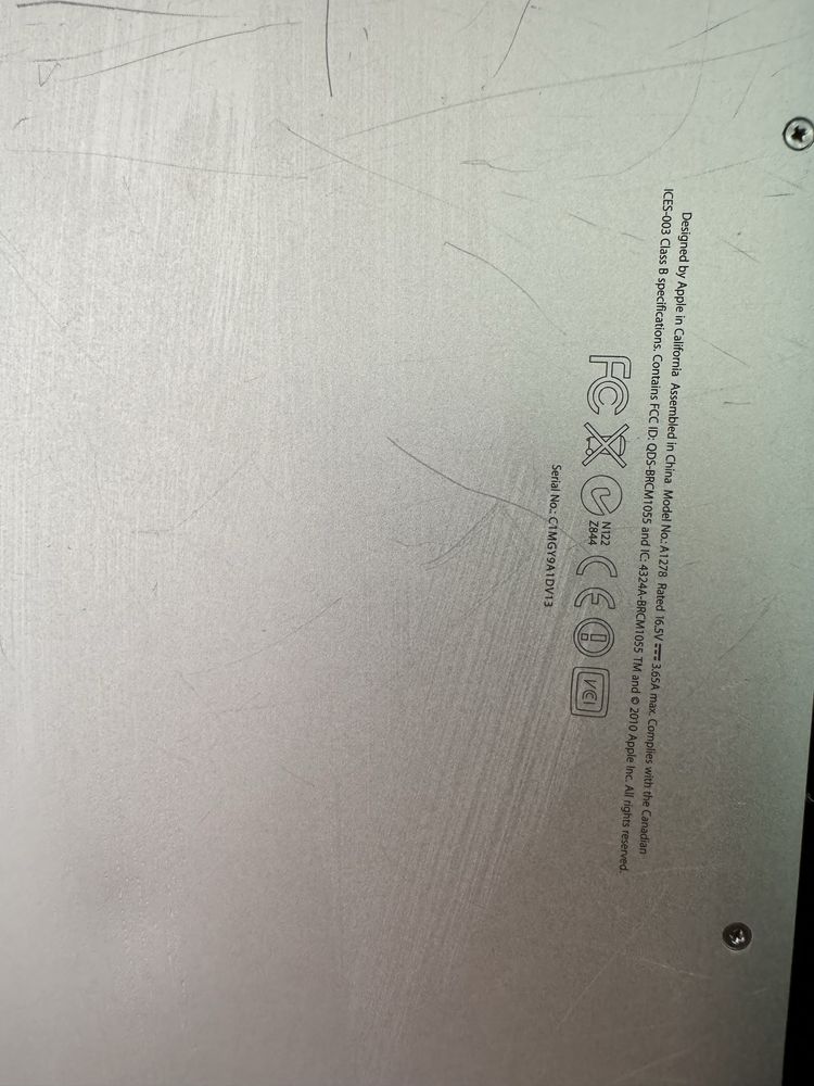 Macbook pro(макбук про) 2011года