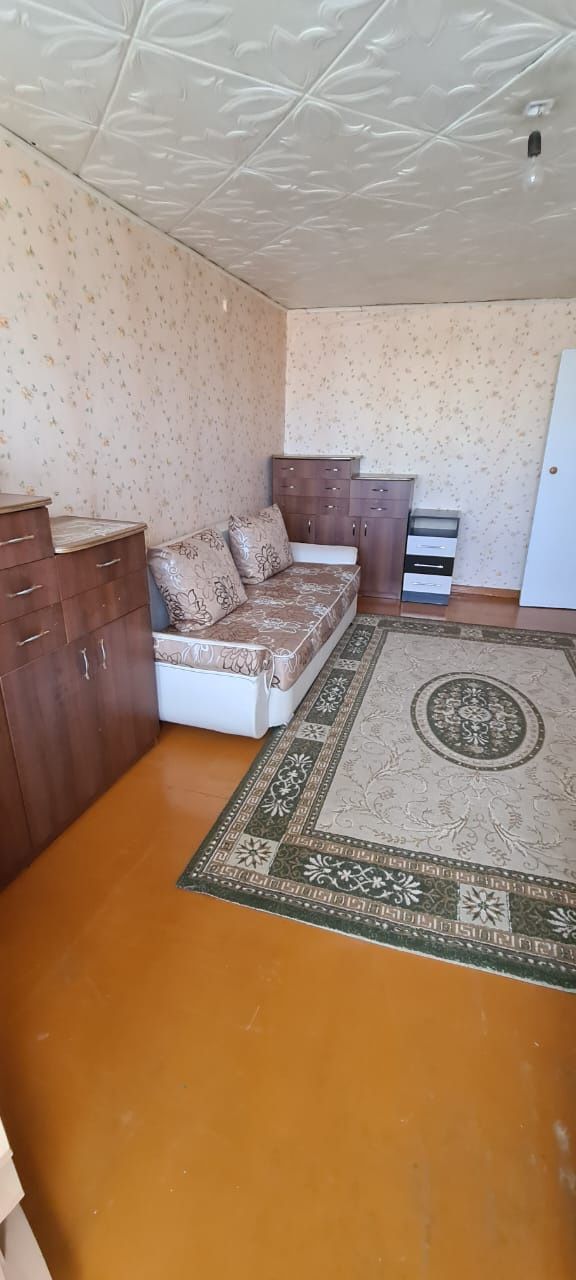 Пришахтинскде налоговыйдың қасында екі бөлмелі пәтер жалға берледі