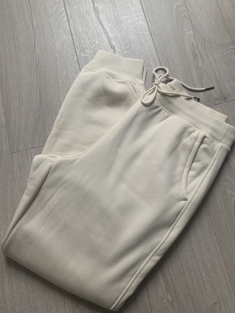 Брюки Uniklo