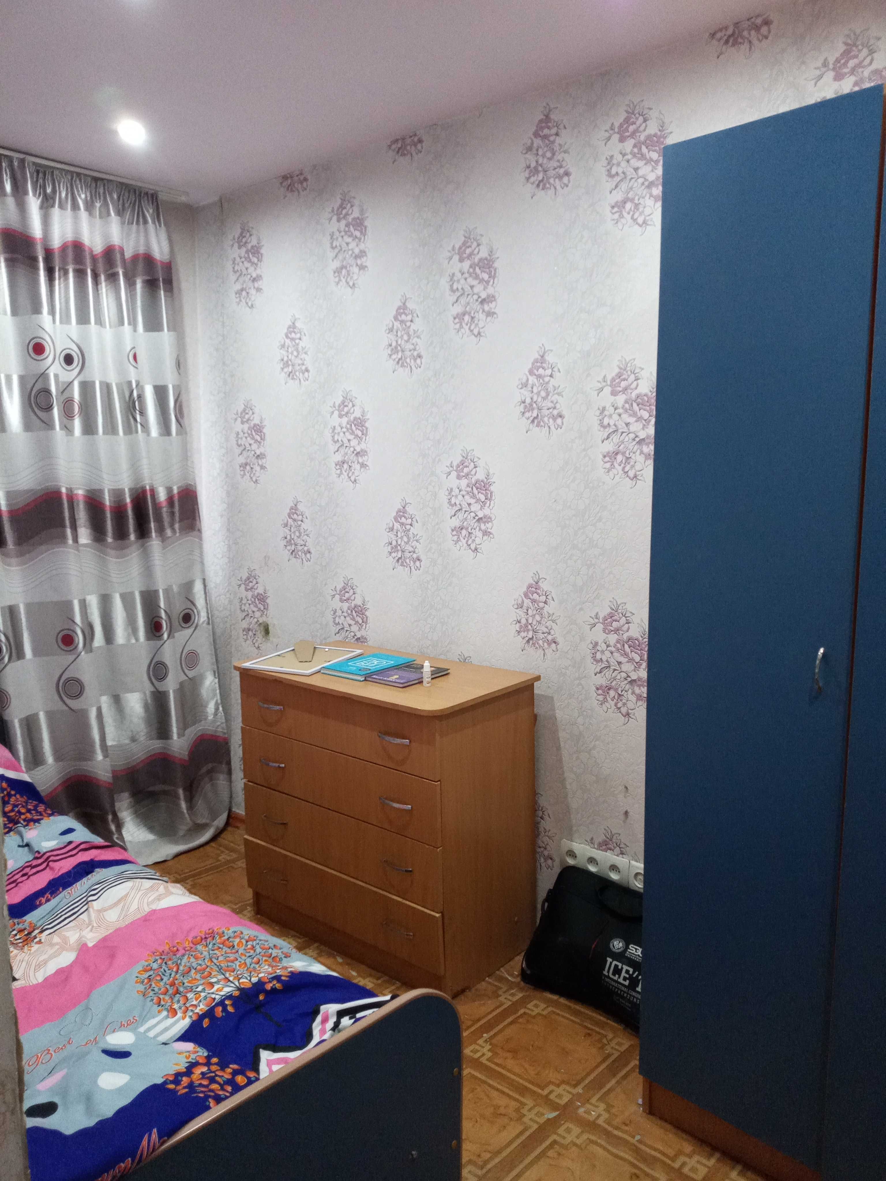 Продам 2комнатную квартиру в центре рядом школа Абая.