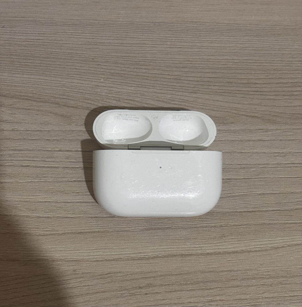 Кейс Apple AirPods Pro 2