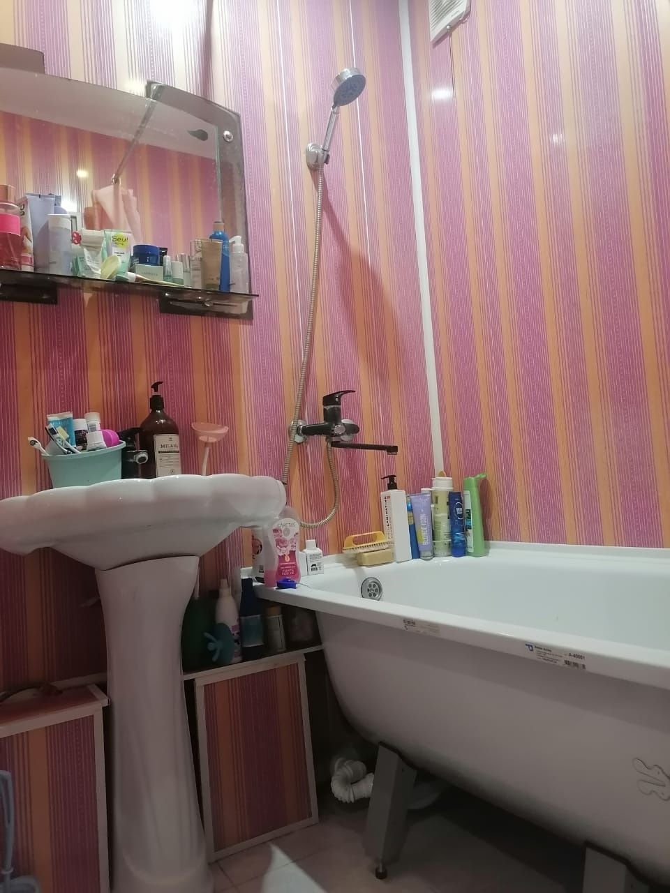 Продам 4х комнатную квартиру