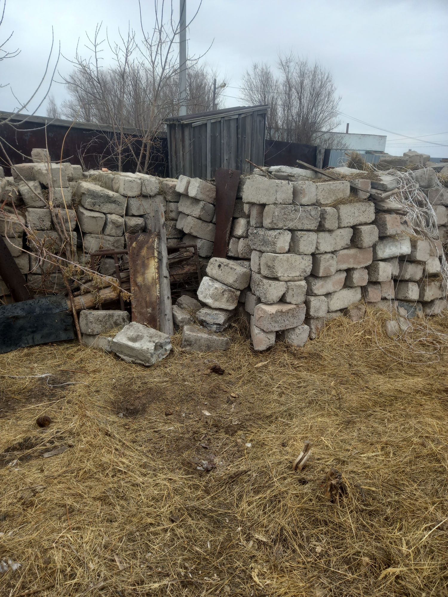 Продам бетонит советский