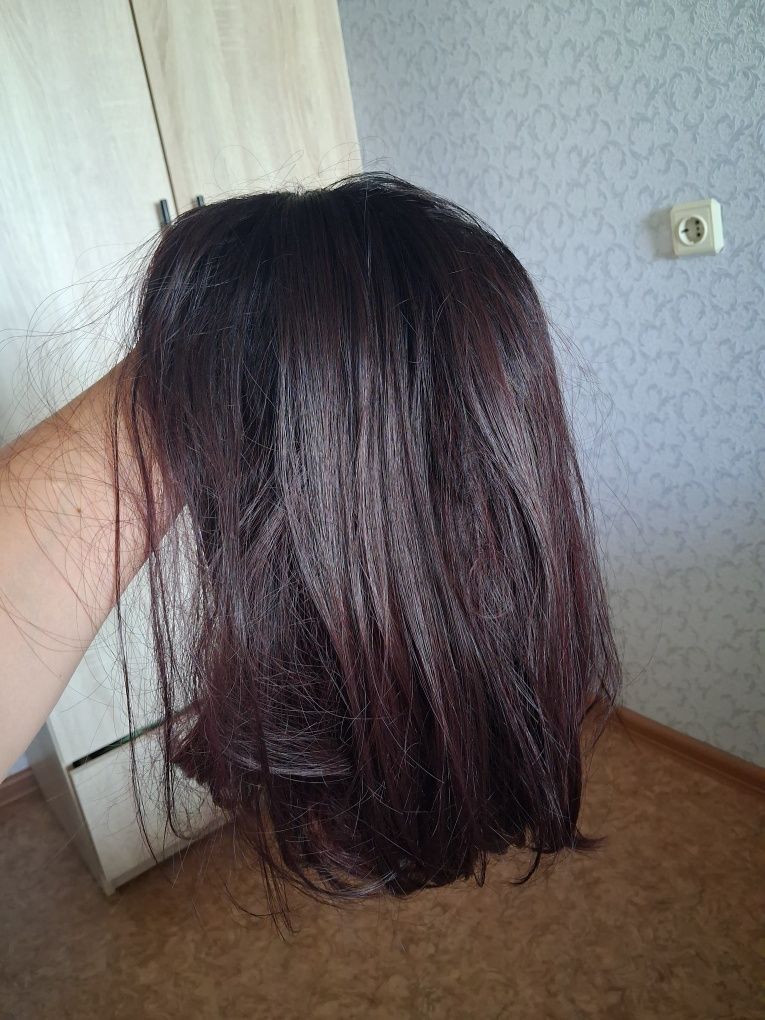 Продам парики женские