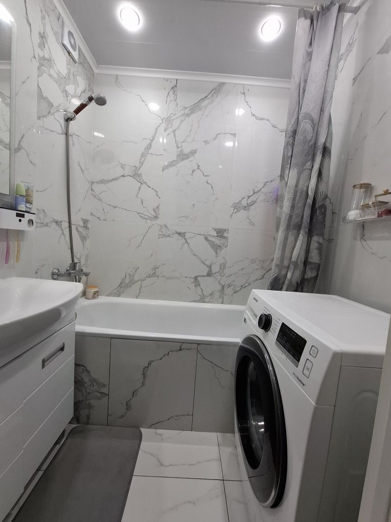 Продам 3 ком. квартиру (ленинградка )