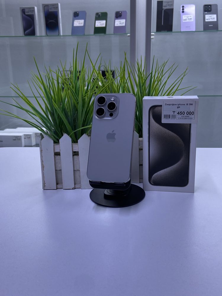 Смартфон iPhone 15 Pro.Апорт Ломбард