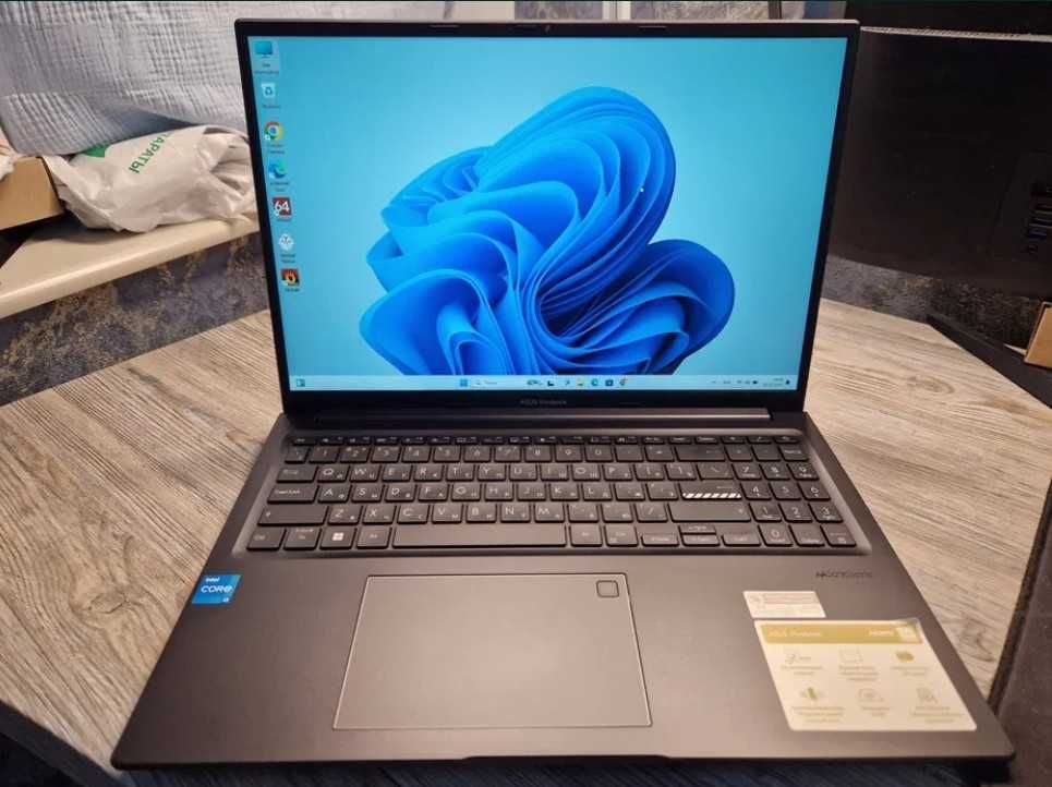 Мощный Asus Vivobook X1605VA\2