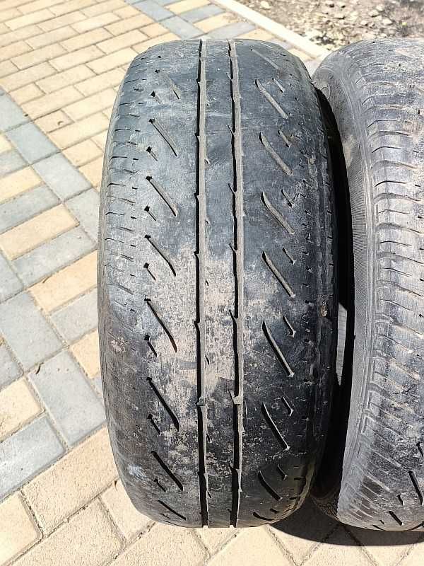 Шины 205/60 R16 - "Dunlop SP Sport 300" (Великобритания), летние.