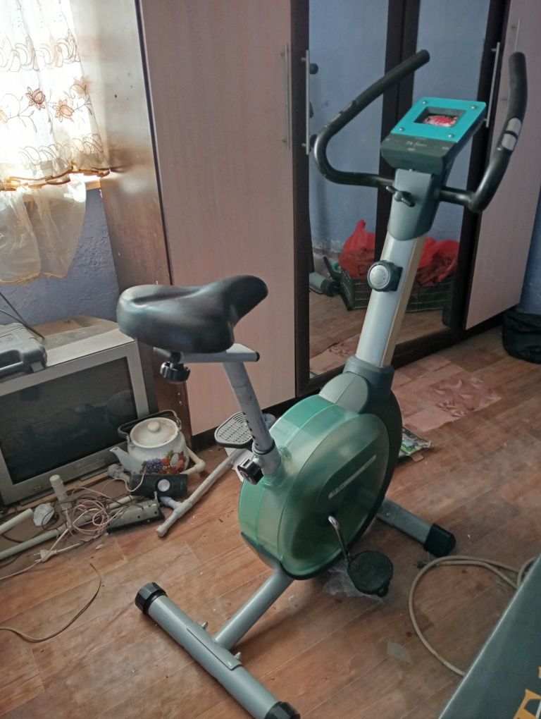 Продается велотренажёр