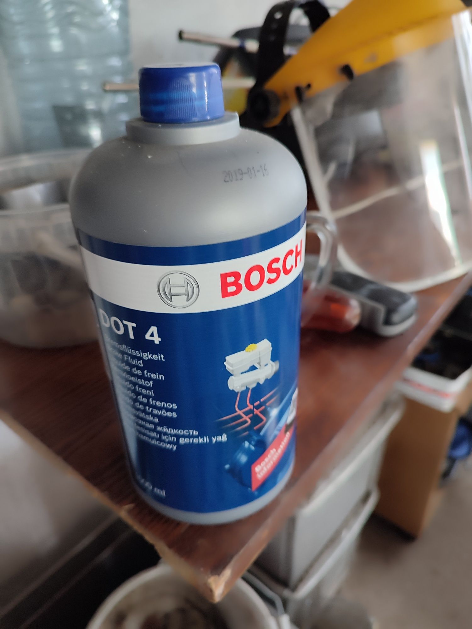 Тормозная жидкость Bosh DOT4