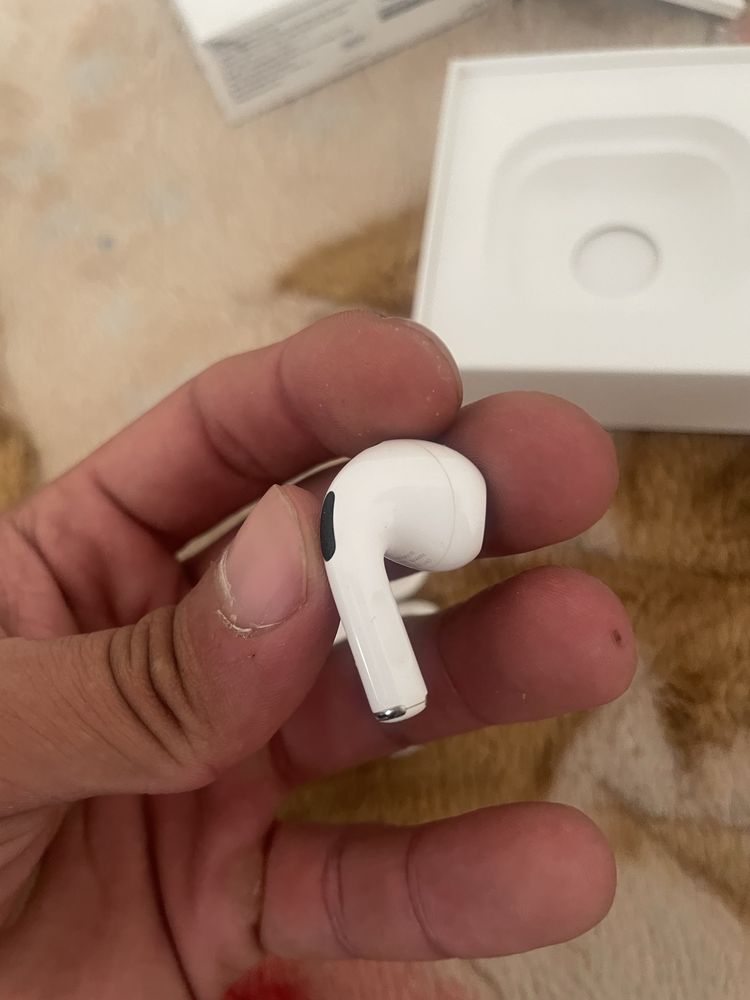 Продам airpods 3 оригинальные
