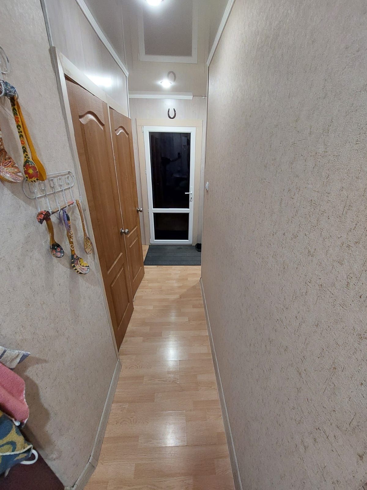 Продам 4 комнатную квартиру