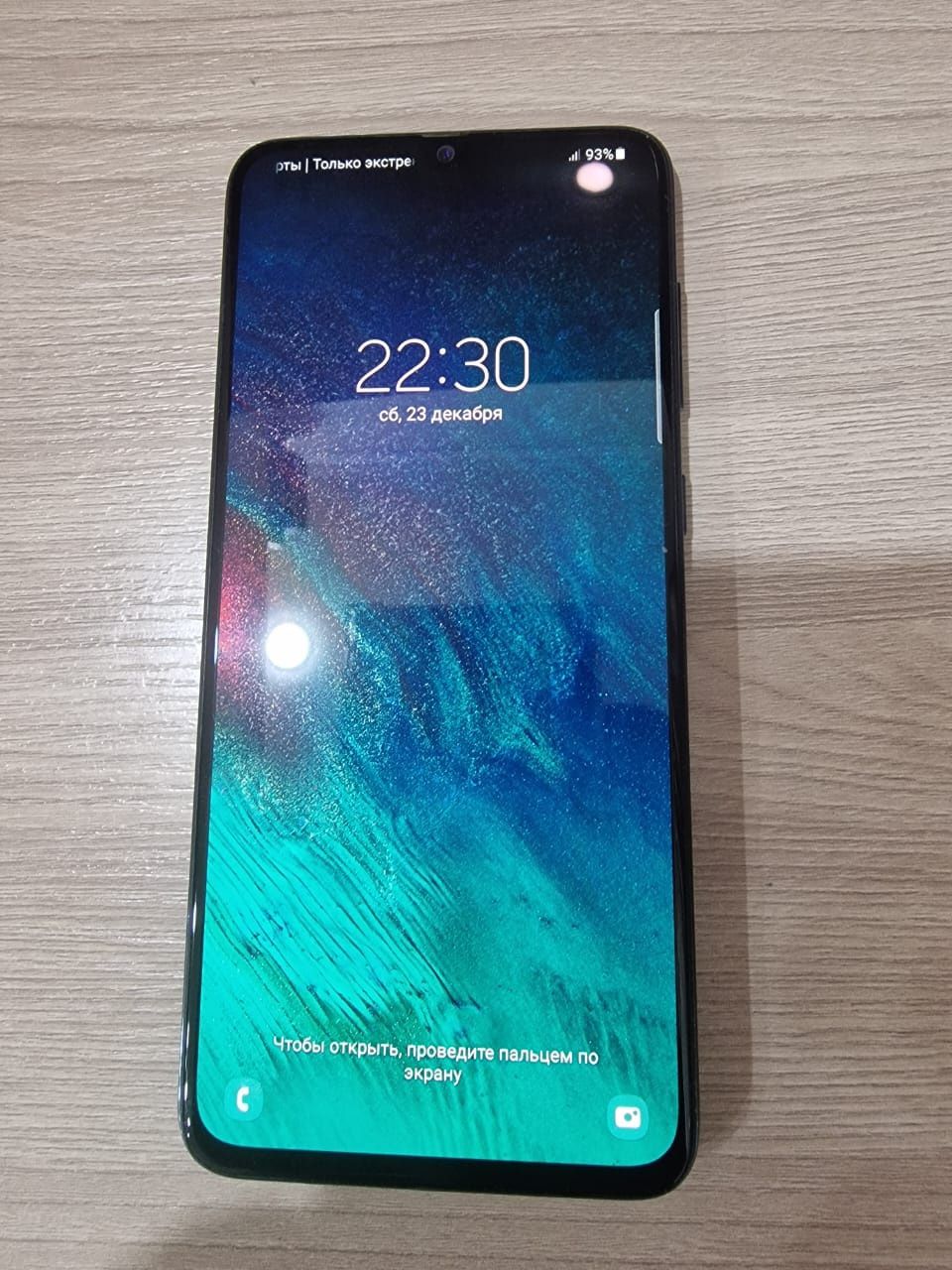 Телефон смартфон Samsung a70