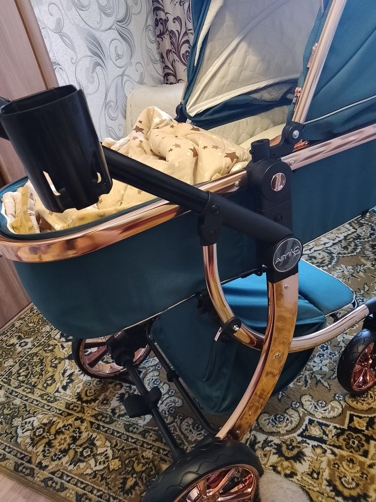 Продам коляску  Aimile 3 в 1