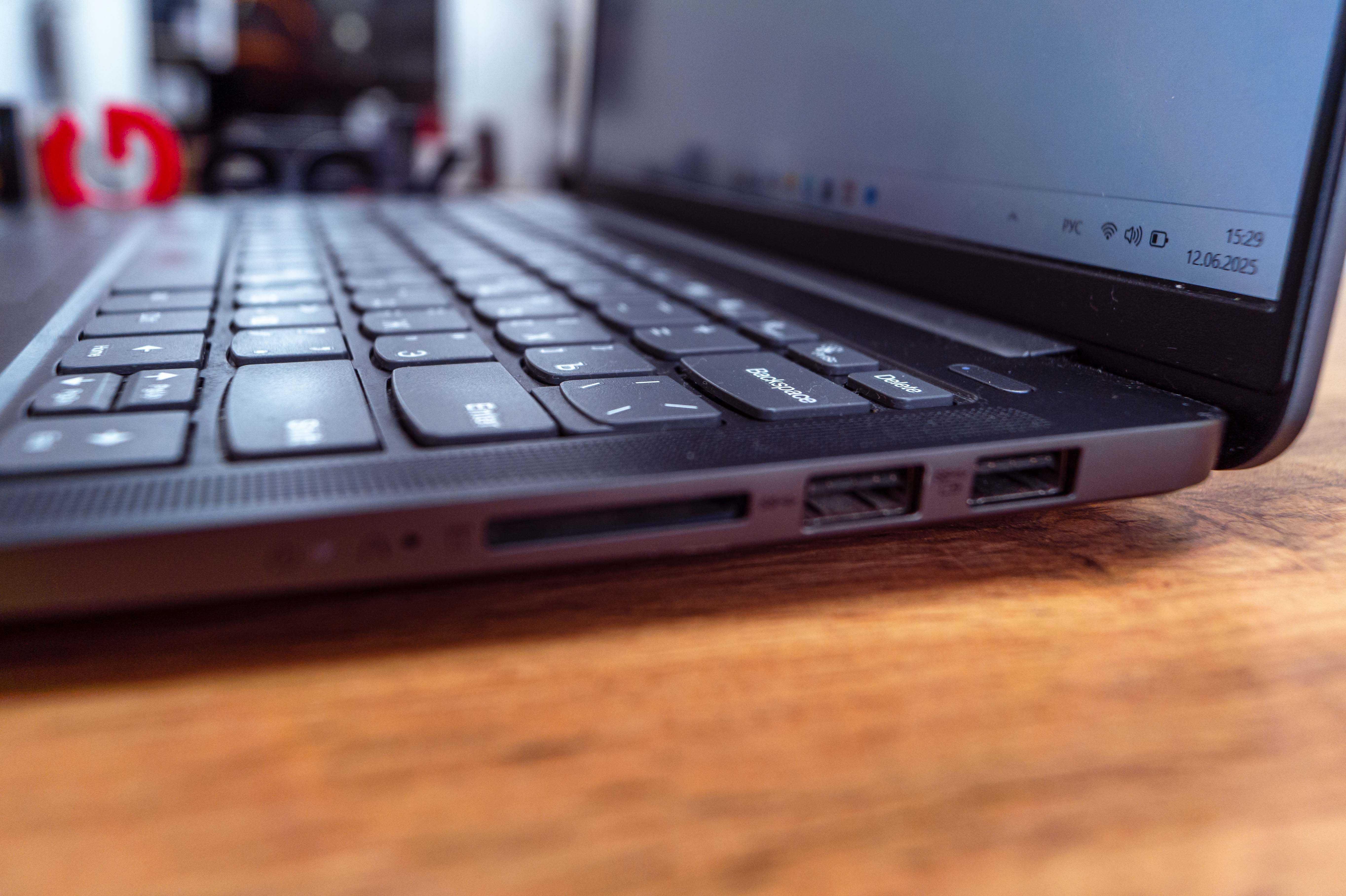 Lenovo IdeaPad 5Pro|Core i5-1135G7|Iris Xe|SSD 512GB|2.2K IPS|Red Geek