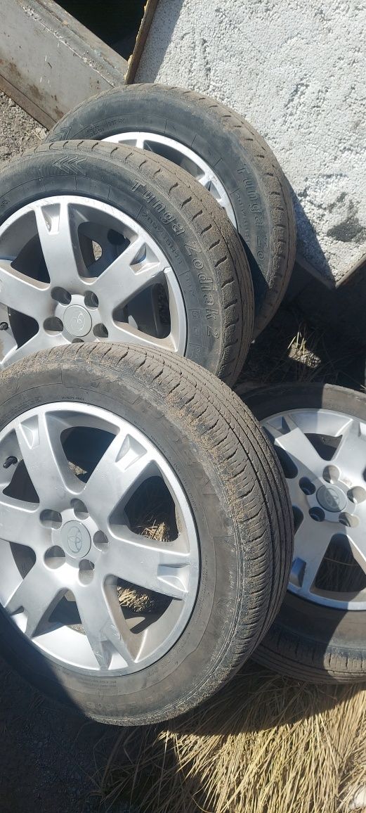 продам диски с резиной R16 5x100 54.1