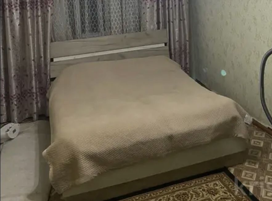 Продам кровать 1.60 на 2