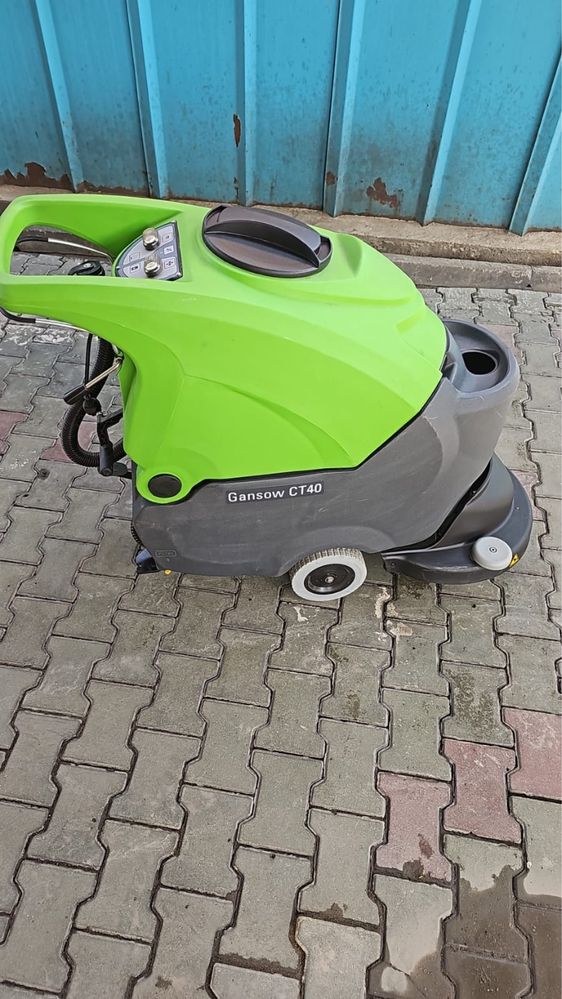 Прокат, аренда пароочиститель karcher, моющий пылесос, роторная машинк