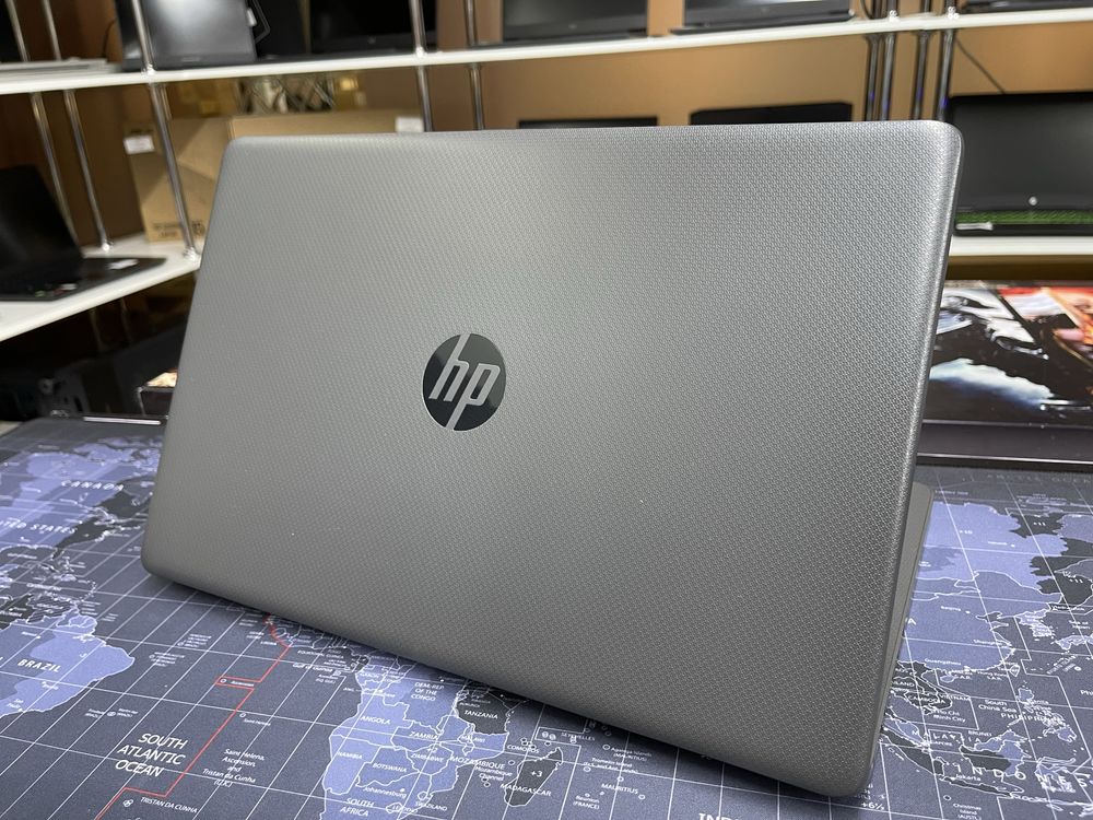 Ноутбук Hp Laptop 15 AMD Ryzen 5-3500U/RAM 4Gb/SSD 256Gb/Radeon graph