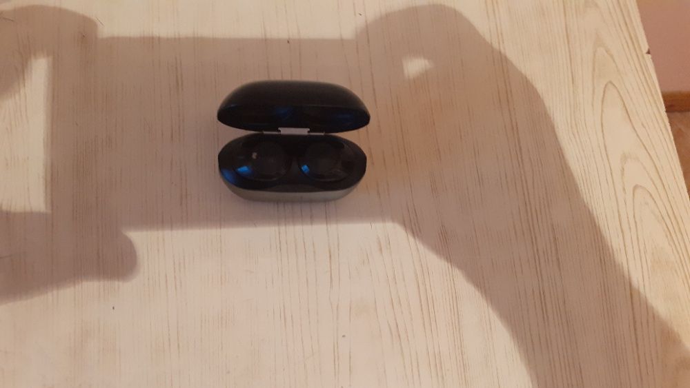 Продам гарнитуру беспровод. (наушники) JBL TUNE 120TWS (сделано в США)