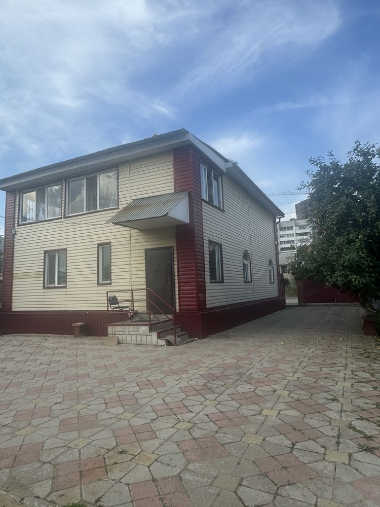 Продам коттедж 2 этажа.