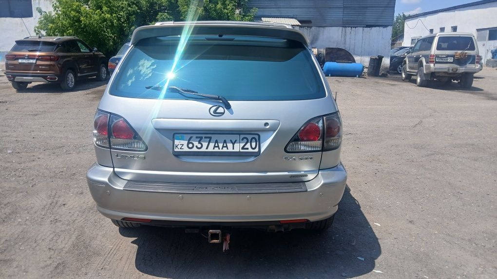 Продам Лексус Рх300