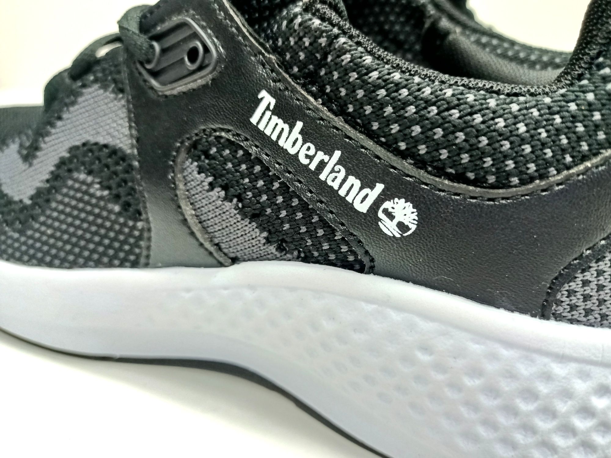 Кроссовки Timberland размеры с 40 по 45 в Алматы