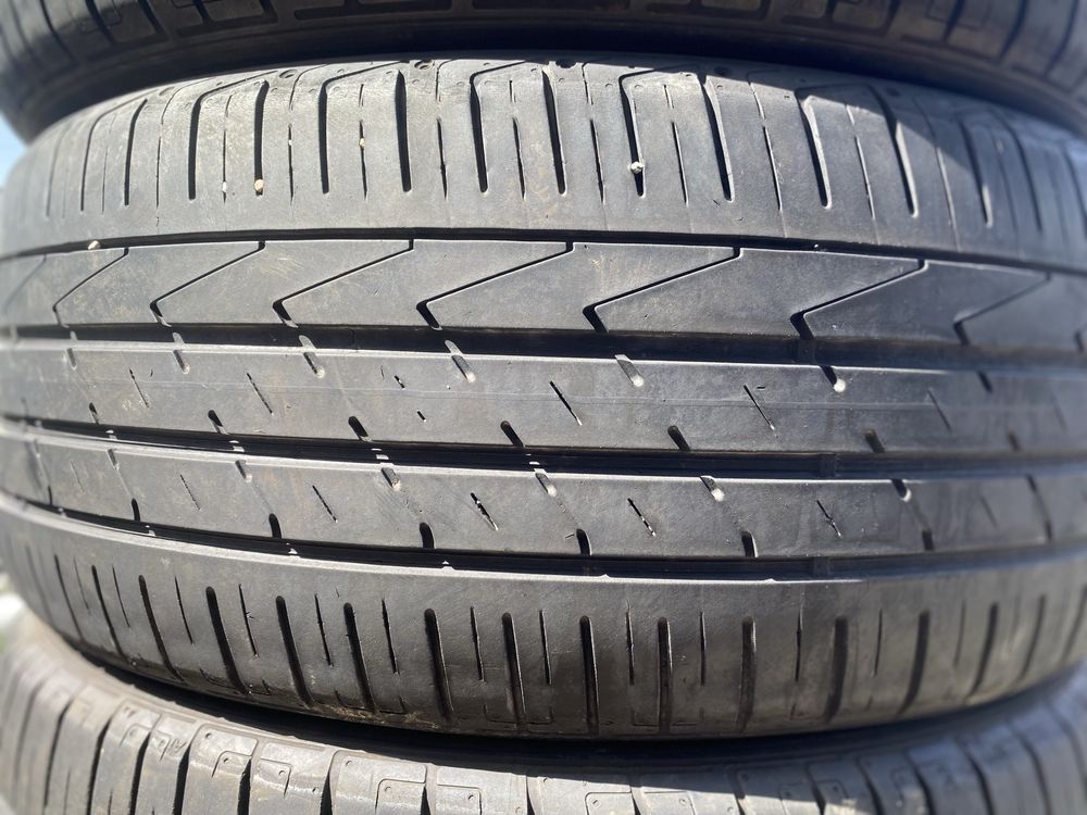 Комплект летние разноразмерные шины 235/50/19 255/45/19 Hankook Ventus
