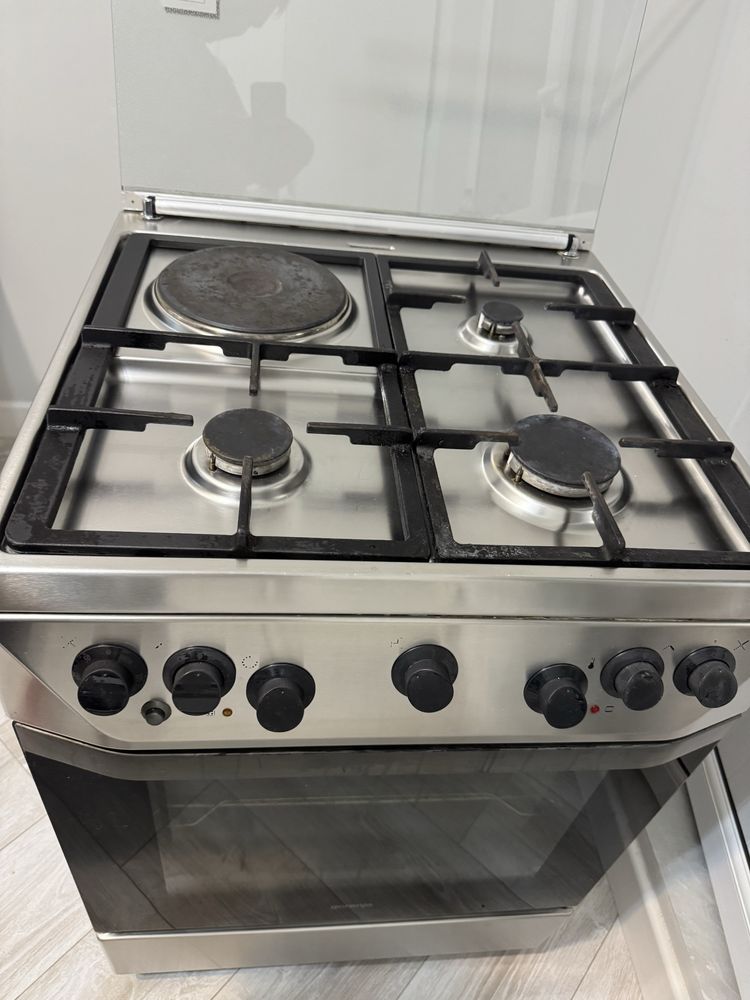 Газовый плита в отличном состояние