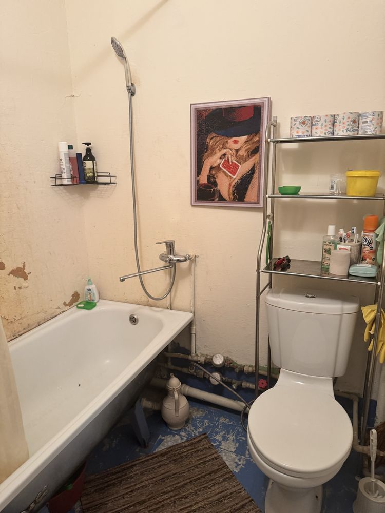Продам 1 к . кв по Рыскулова