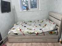 Кровать с матрасом