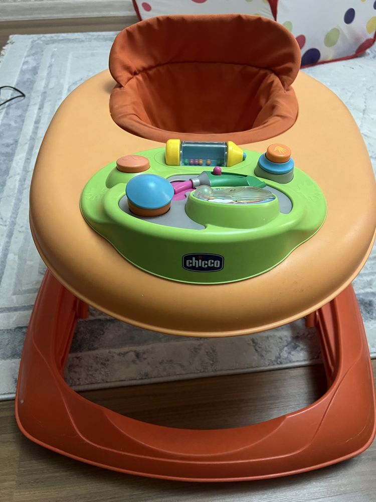 Ходунок фирмы Chicco