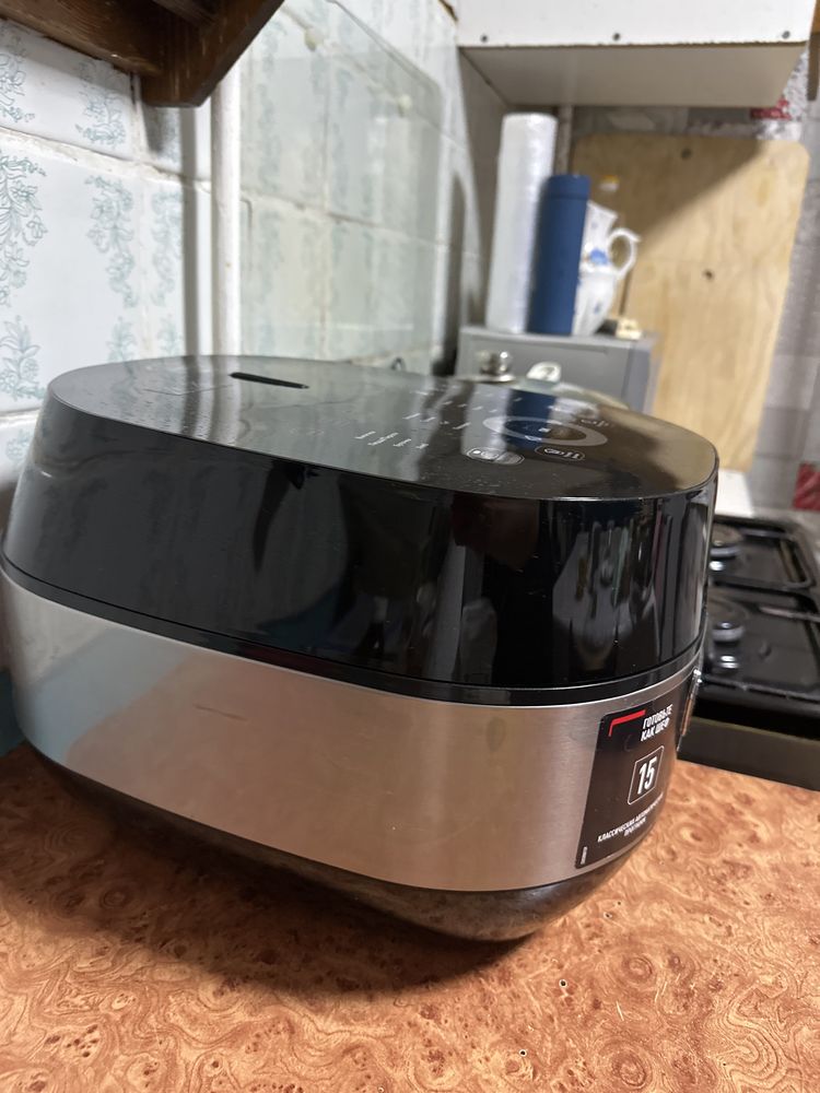 Продам мультиварку Tefall Multicook &Bake