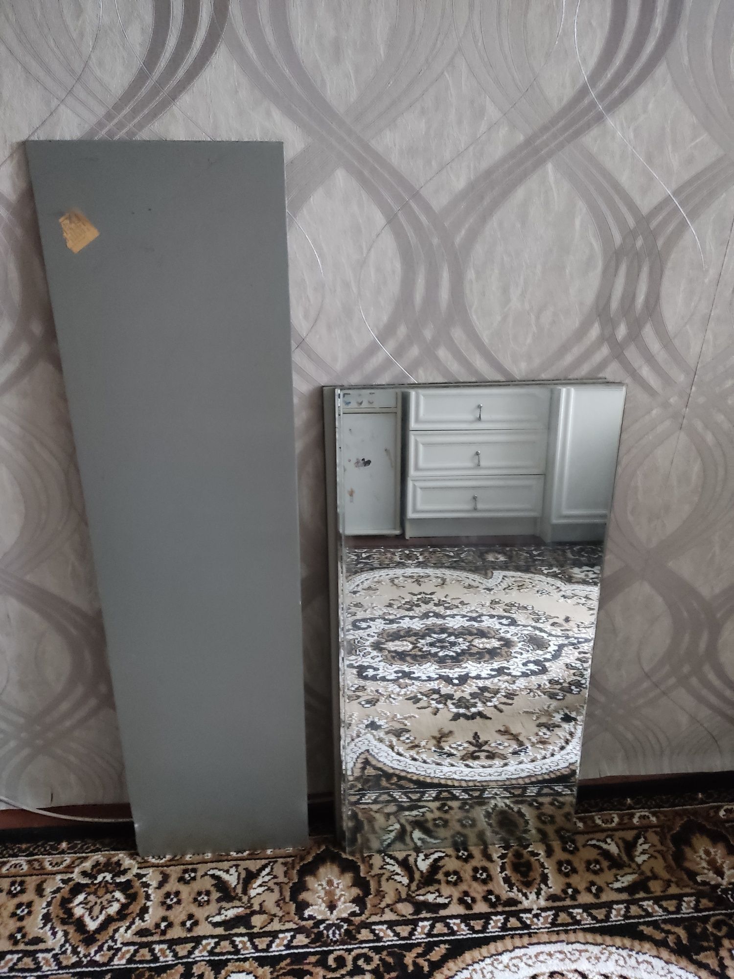 Продам зеркалом б/у