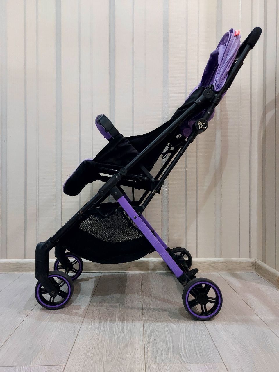 Kinlee C3  детская коляска прогулочная