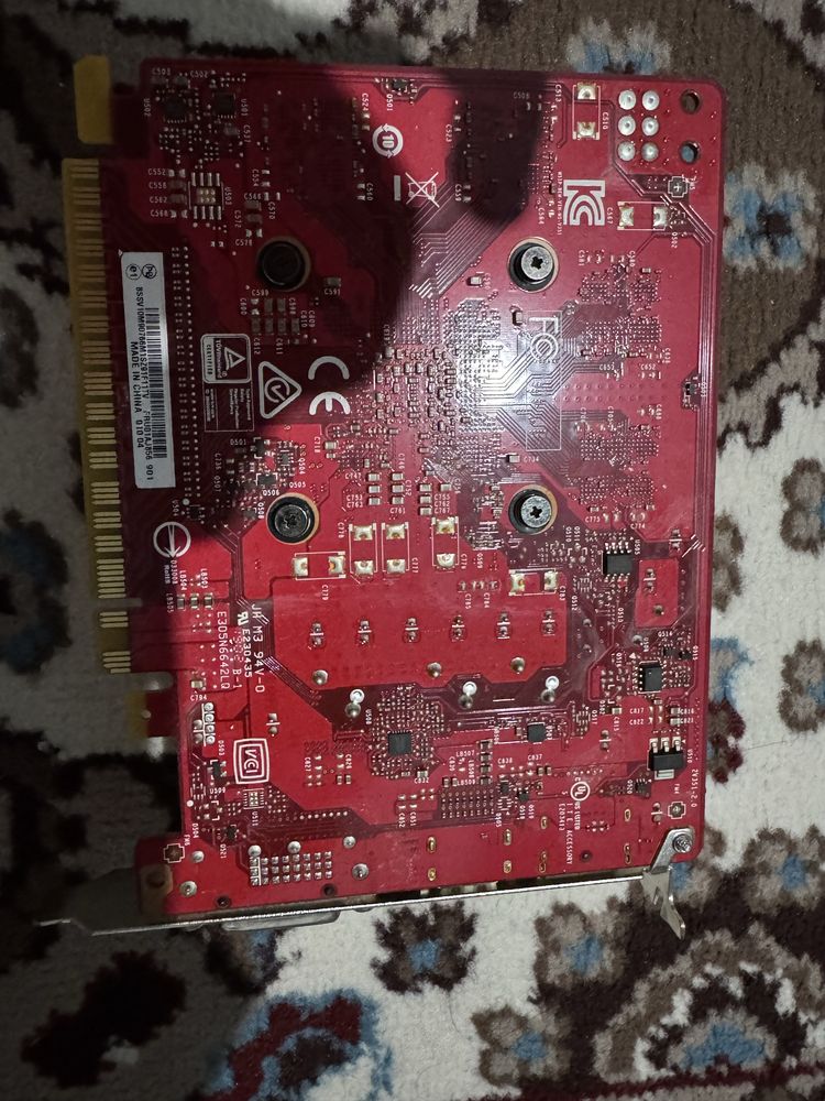 Gtx 1050 ti 4gb.
