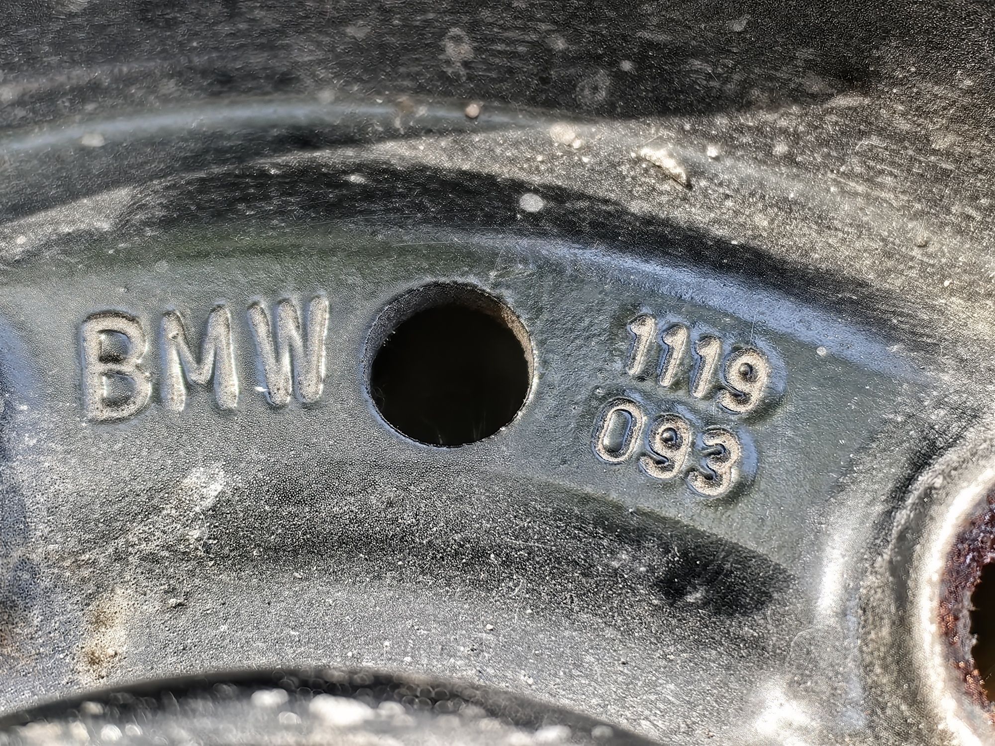 Два диска 14 на  BMW. ОРИГИНАЛ
